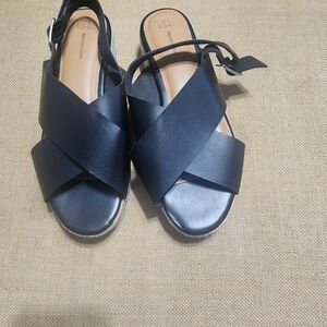 Women's platforms